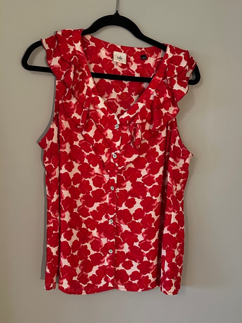 CAbi Red and White Floral Sleeveless Button-Front Blouse